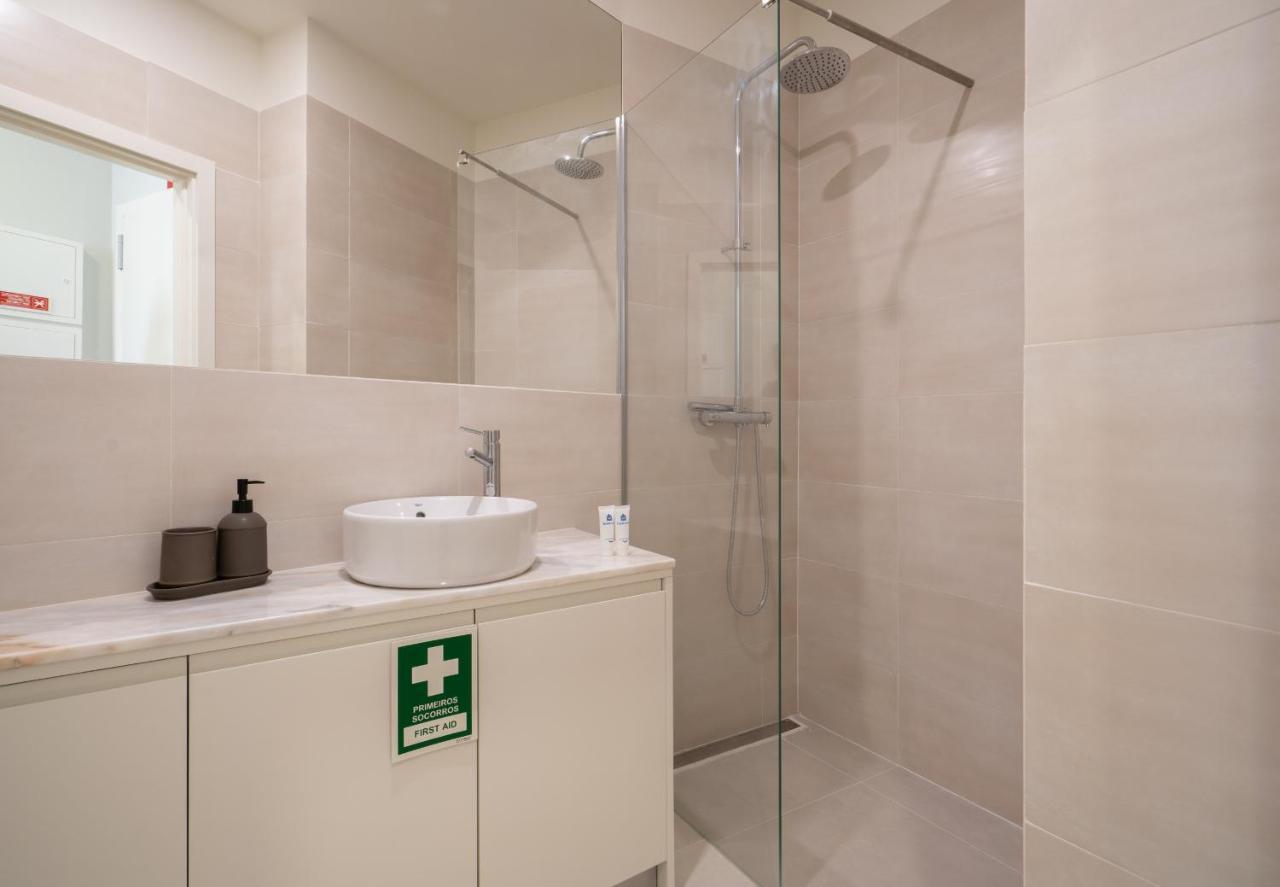 Host Wise - Enchanting Design Flat - Premium Location 포르투 외부 사진